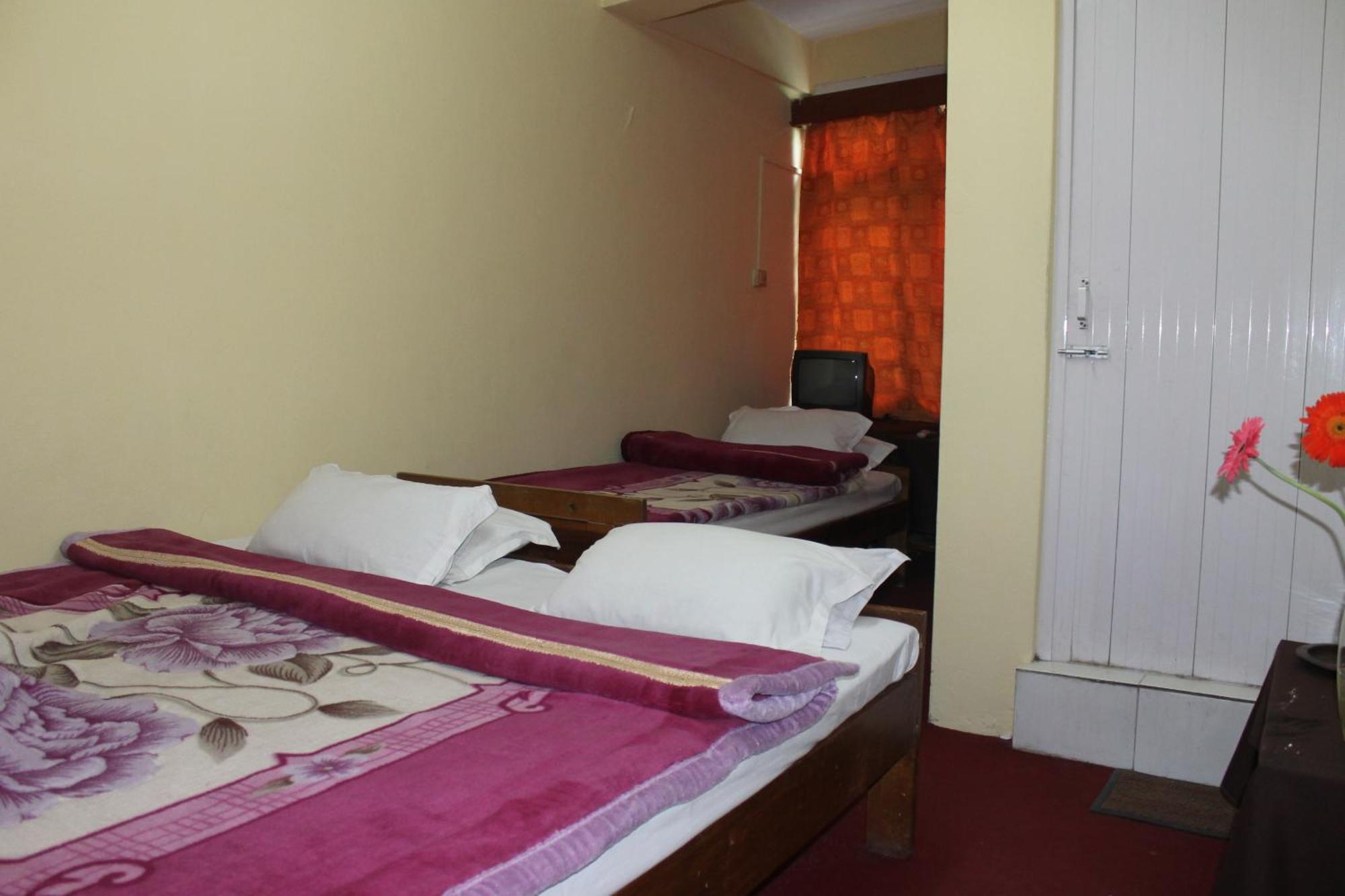 Hotel Twilight Lodge Gangtok Exterior photo