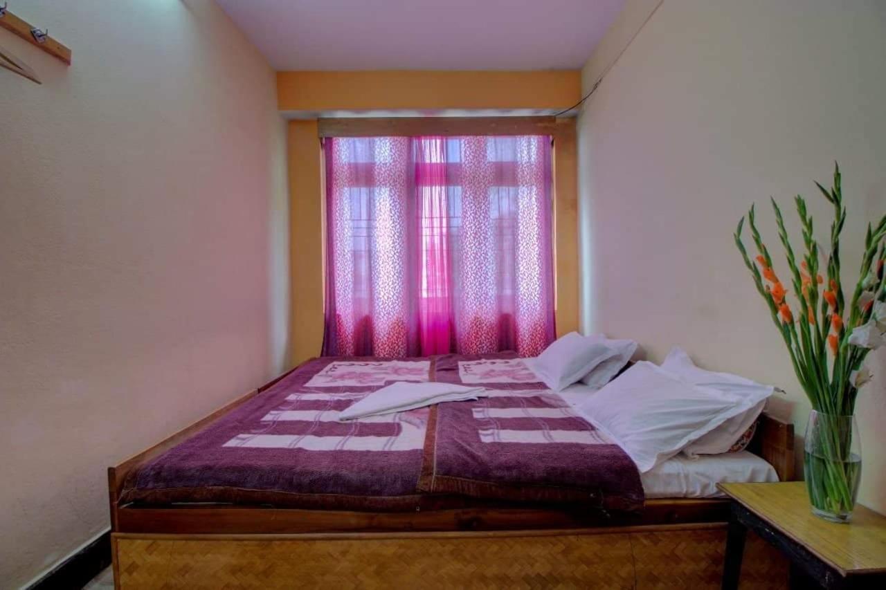 Hotel Twilight Lodge Gangtok Exterior photo