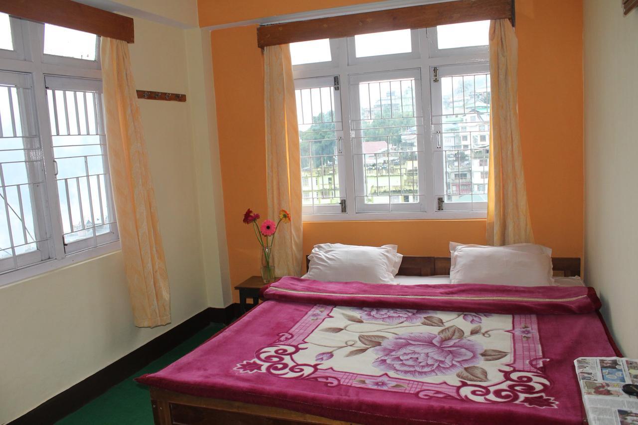 Hotel Twilight Lodge Gangtok Exterior photo