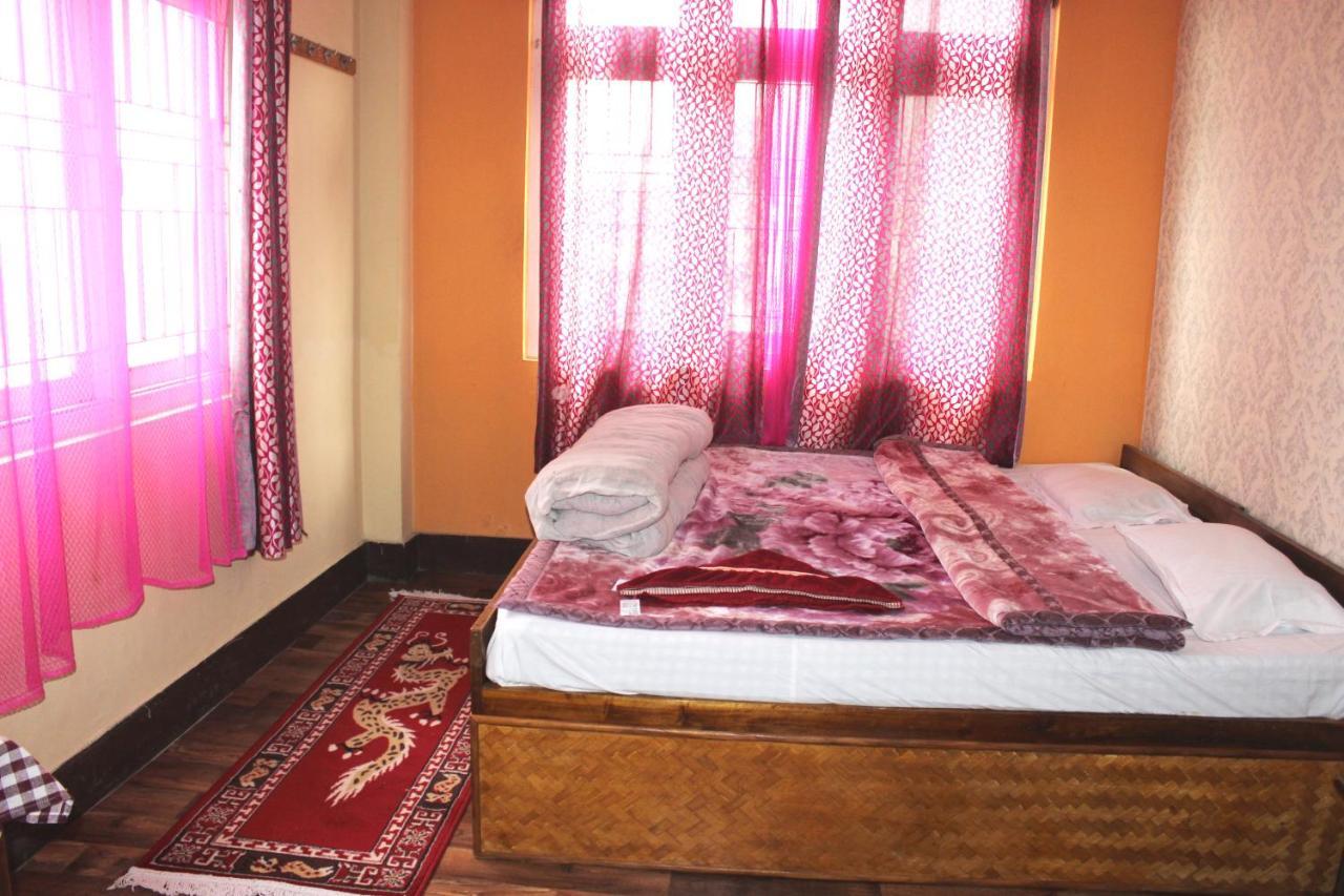 Hotel Twilight Lodge Gangtok Exterior photo